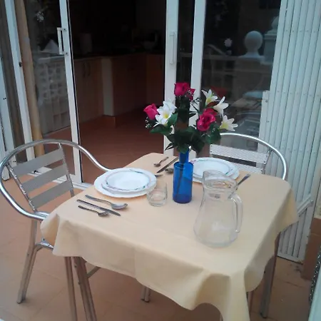 La Siesta Bungalow Levante Beach Апартаменты Бенидорм